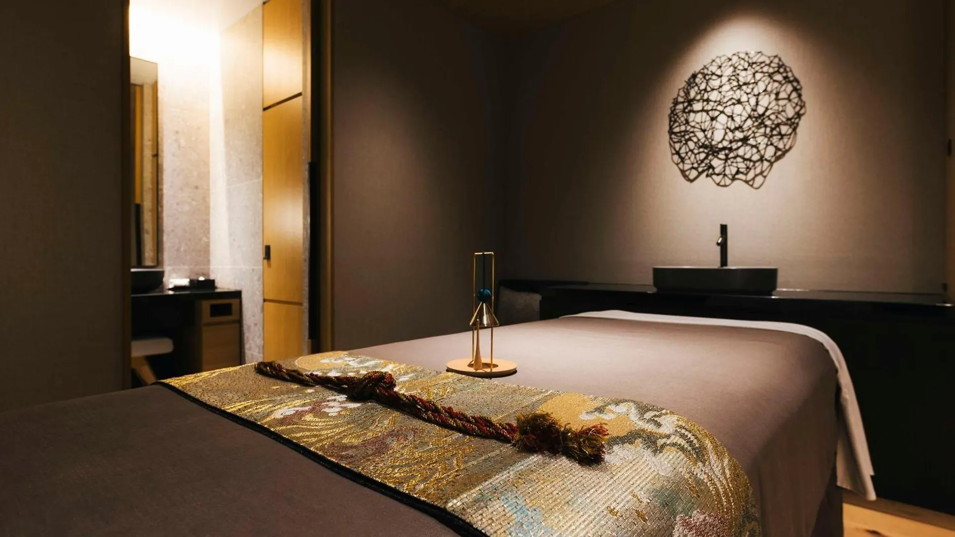 Hilton Kyoto Hotel 5*,  Japan